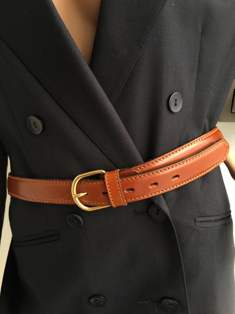 Verzending mogelijk . Vintage  riem in leer. Maat 95, Heupriem, Echt leder