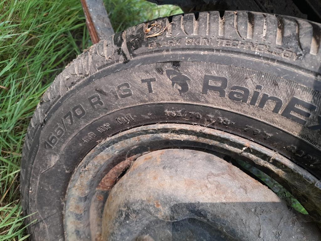 Aanhangwagen met bache voor vervoer van kleine dieren, Ophalen, Gebruikt