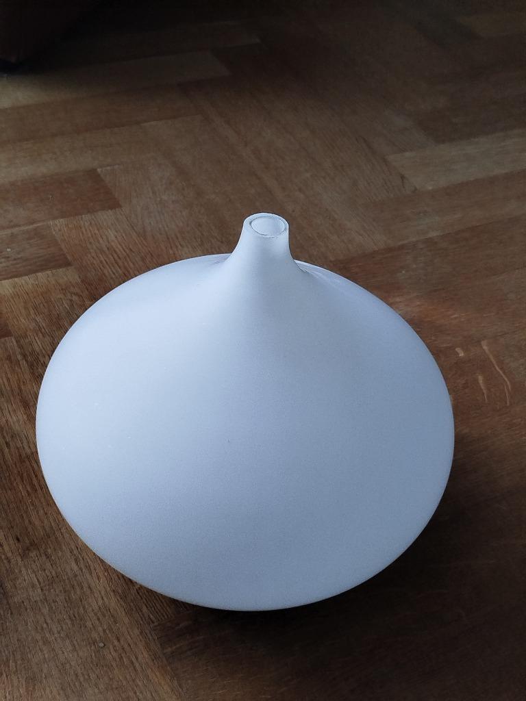 Lamp, wit opaal gelaagd glas, in zeer goede staat, Design, Ophalen of Verzenden, Minder dan 50 cm, Glas