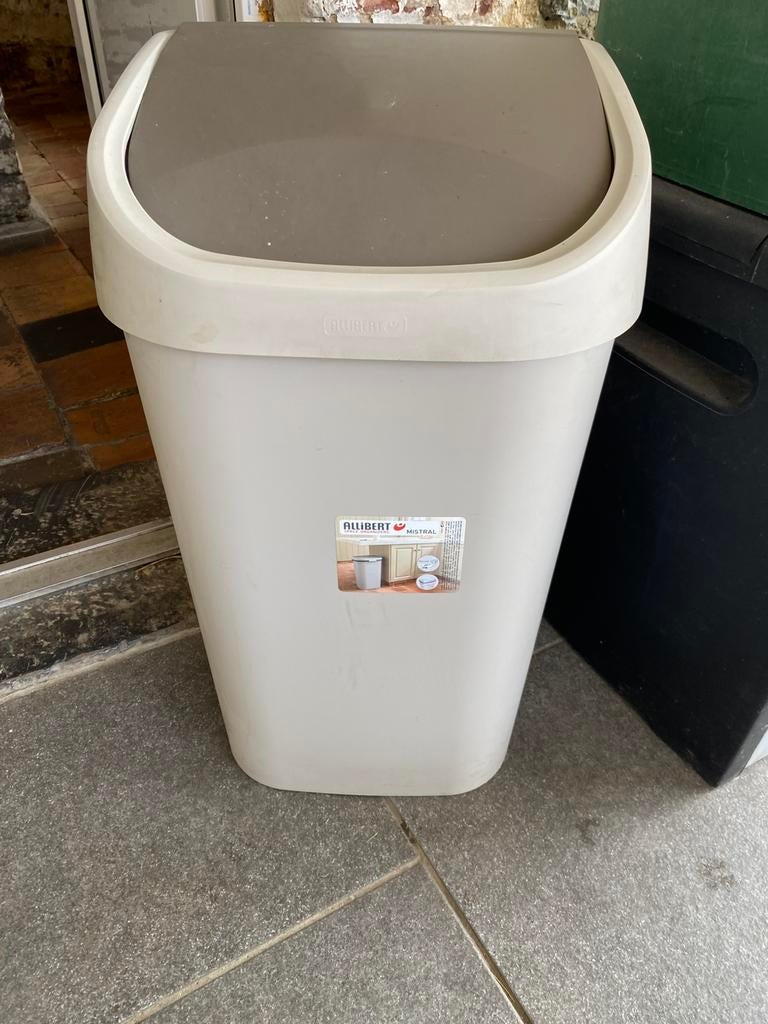 Poubelle Allibert 50 L, 40 litres ou plus, Enlèvement, Comme neuf, Synthétique