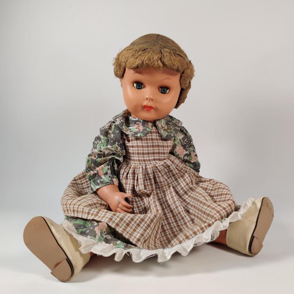 Vintage pop jaren 70..made in Italy . +- 40 cm., Verzamelen, Poppen, Ophalen of Verzenden, Pop