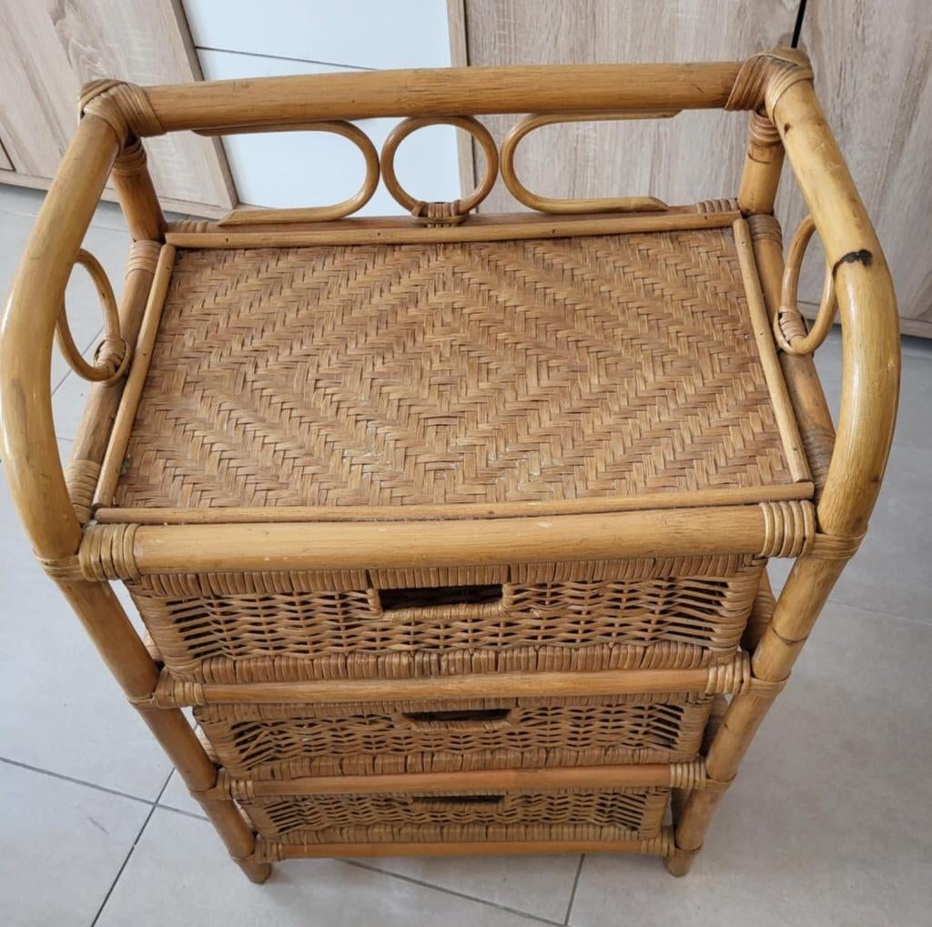 COMMODES /CHEVETS EN ROTIN VINTAGE 60€ pièce, Enlèvement