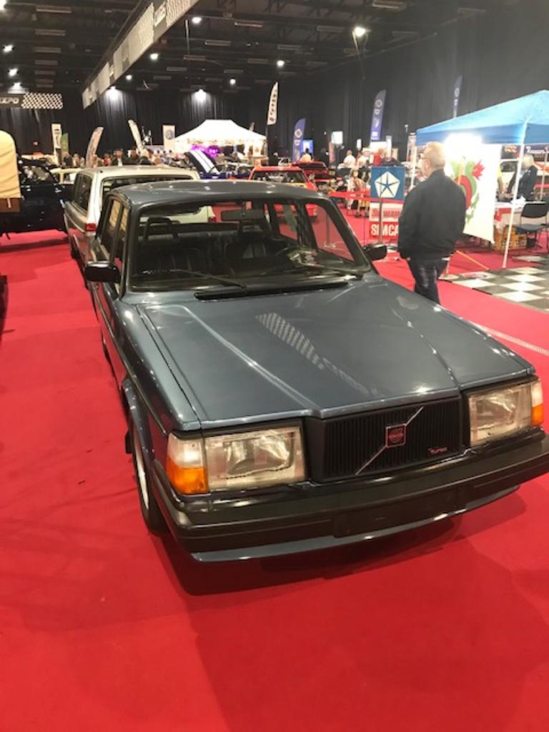Volvo 240 Turbo in prachtige staat slechts 178.000km, Autos, Volvo, Cuir, Achat, Entreprise, Boîte manuelle