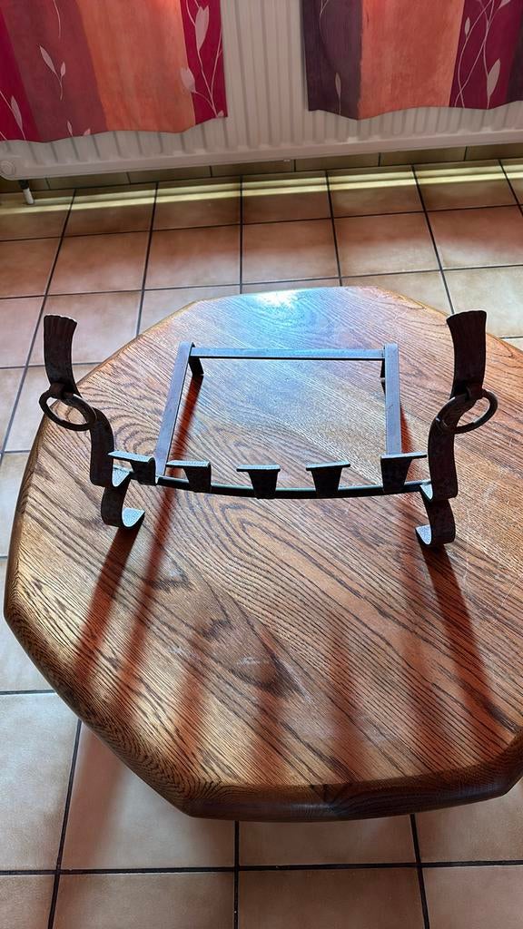 Porte bûches en fer forgé, Enlèvement, Comme neuf, Encastré, Cheminée au bois