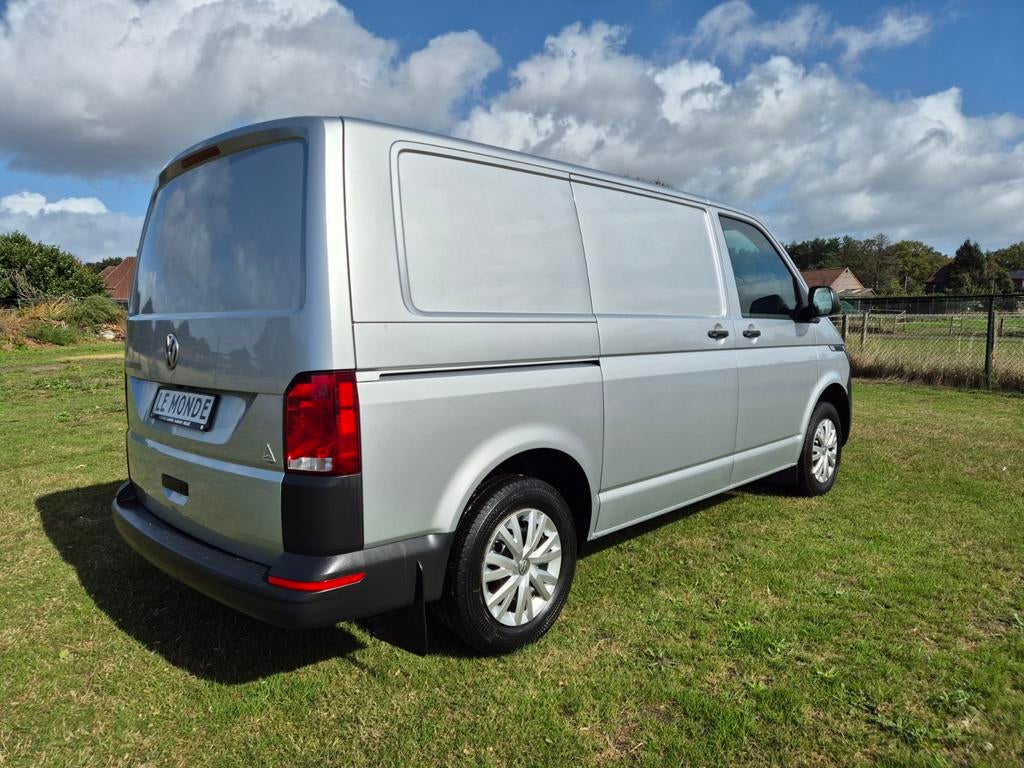 VW Transporter T6.1 150PK DSG Automaat 3-zit zeer nette bus, Automaat, Stof, Volkswagen, Zwart