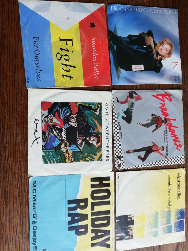 verschillende singles(45rpm), verschillende genres, Ophalen of Verzenden, Gebruikt, Overige formaten