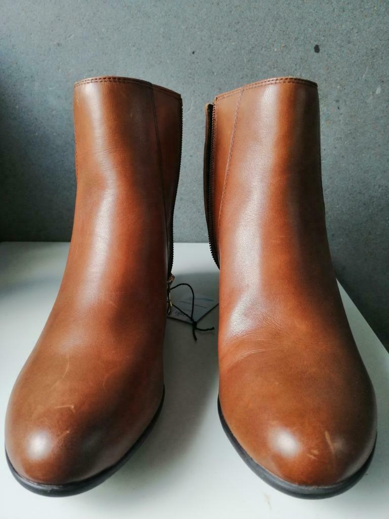 enkellaarsjes leder cognac Caprice maat 38.5  nieuw, Overige kleuren, Lage of Enkellaarzen, Ophalen of Verzenden, Zo goed als nieuw