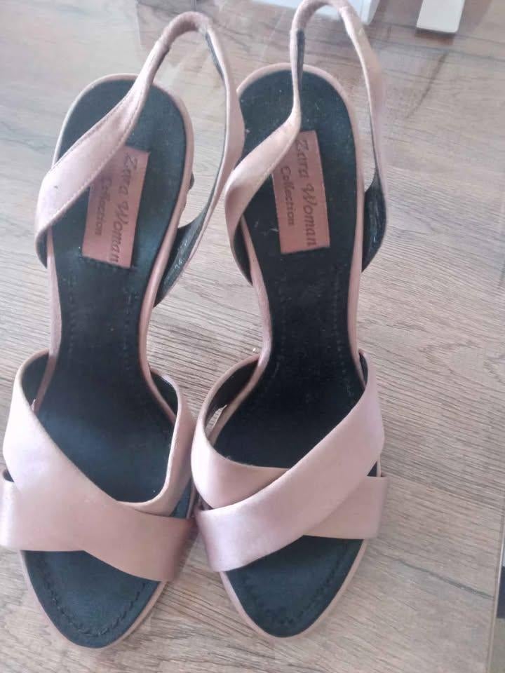 sandaal met speciale hak, Ophalen, Zo goed als nieuw, Roze