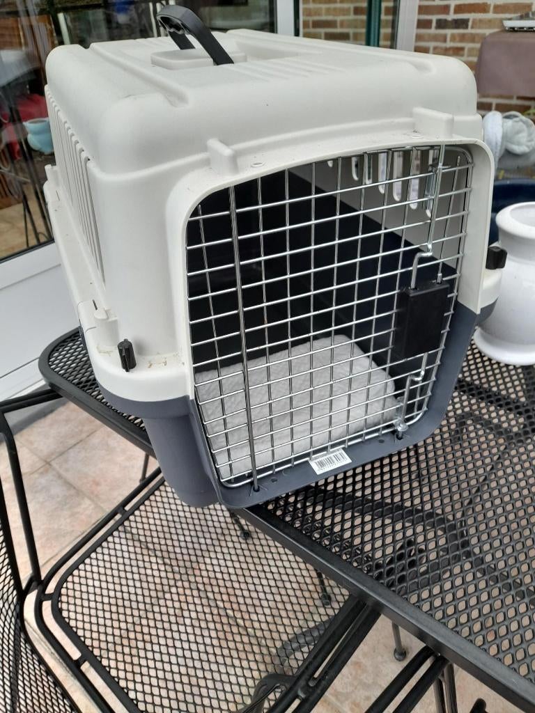 Benches  hond of kat, Dieren en Toebehoren, Ophalen, Zo goed als nieuw