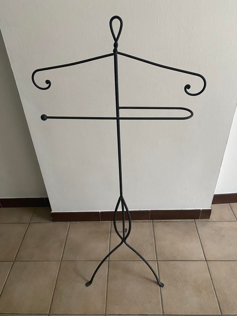 Valet de chambre  en fer forgé, Enlèvement, Comme neuf, Métal, Portemanteau sur pied