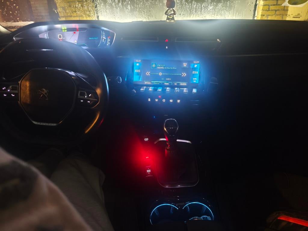 Peugeot 508 diesel Adblue 1.6 avec 29 000 km en état, Autos, Achat, Toit panoramique, Diesel, Particulier