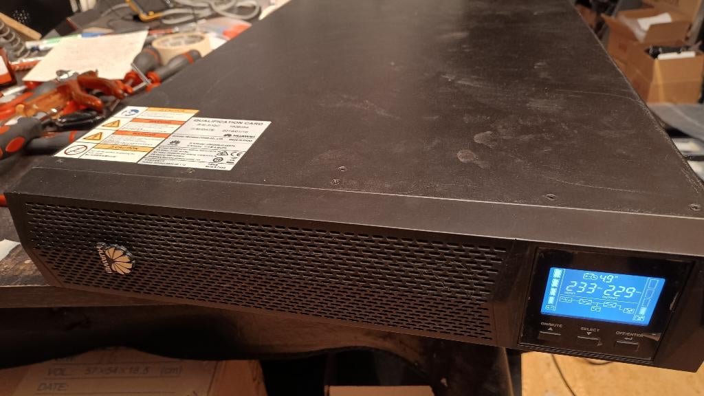 UPS HUAWEI 3000VA/2400W-new battery-double conv-tested, Computers en Software, Ophalen of Verzenden, Gebruikt