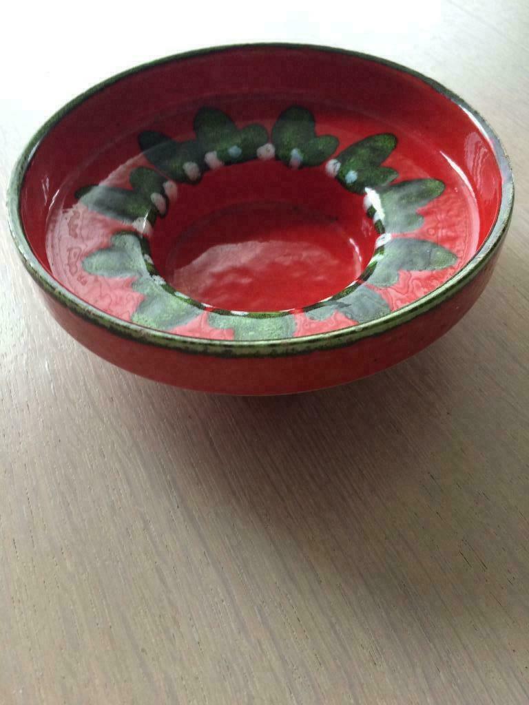 Vintage rode keramieken schoteltje 70, Enlèvement ou Envoi