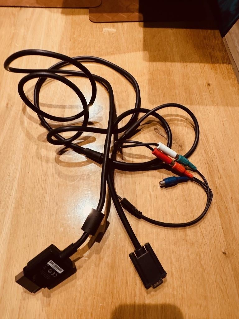 Kabels Xbox360, Games en Spelcomputers, Spelcomputers | Xbox | Accessoires, Ophalen, Gebruikt, Voeding of Kabel, Xbox 360