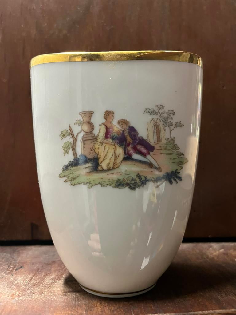 Vase en porcelaine ancienne Freiberger, Enlèvement ou Envoi