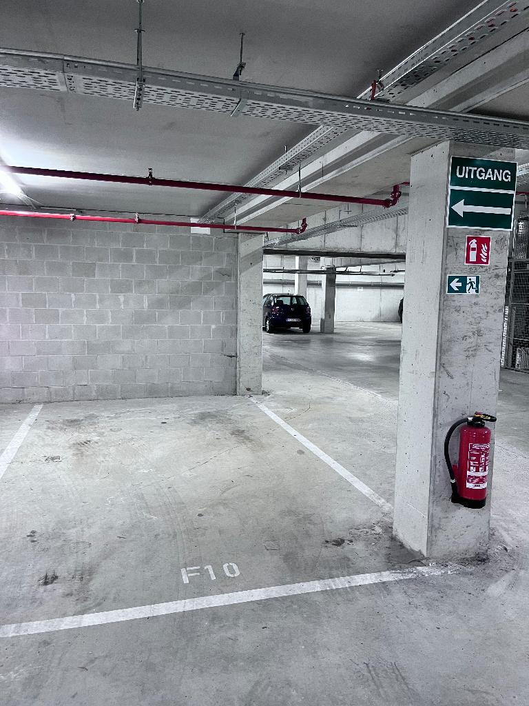 Place de parking couverte