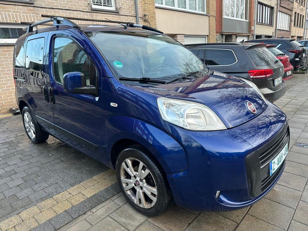 FIAT QUBO 1.4 BENZINE 168000KM AIRCO 2014 3500€, Auto's, Voorwielaandrijving, Blauw, Bedrijf, Qubo
