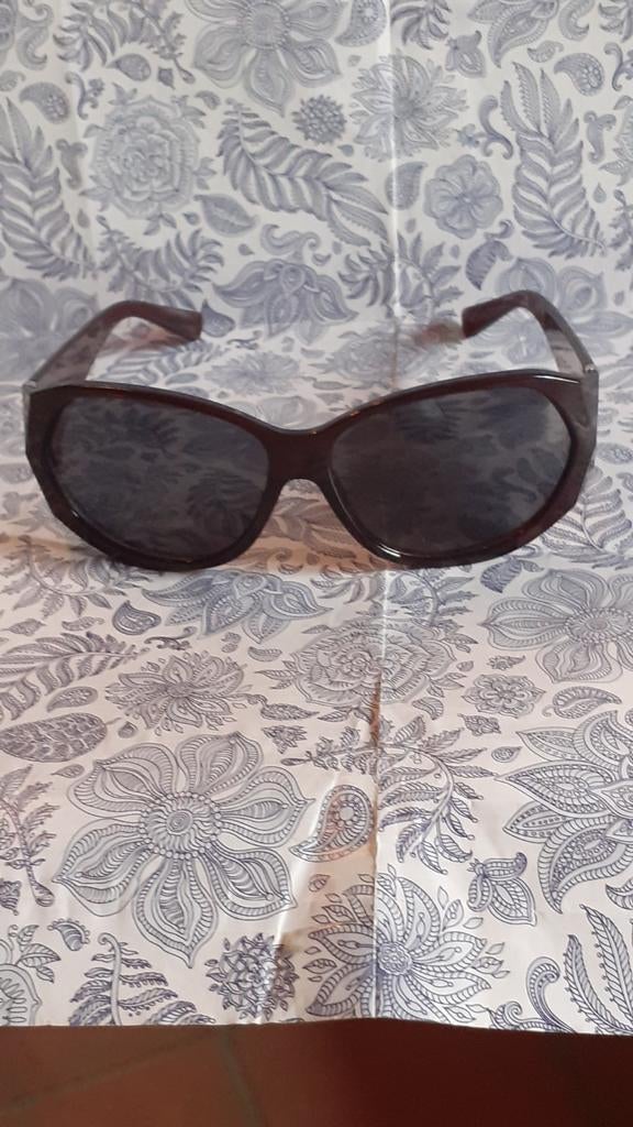lunette de soleil femme LBVYR, Autres marques, Enlèvement ou Envoi, Autres couleurs, Utilisé