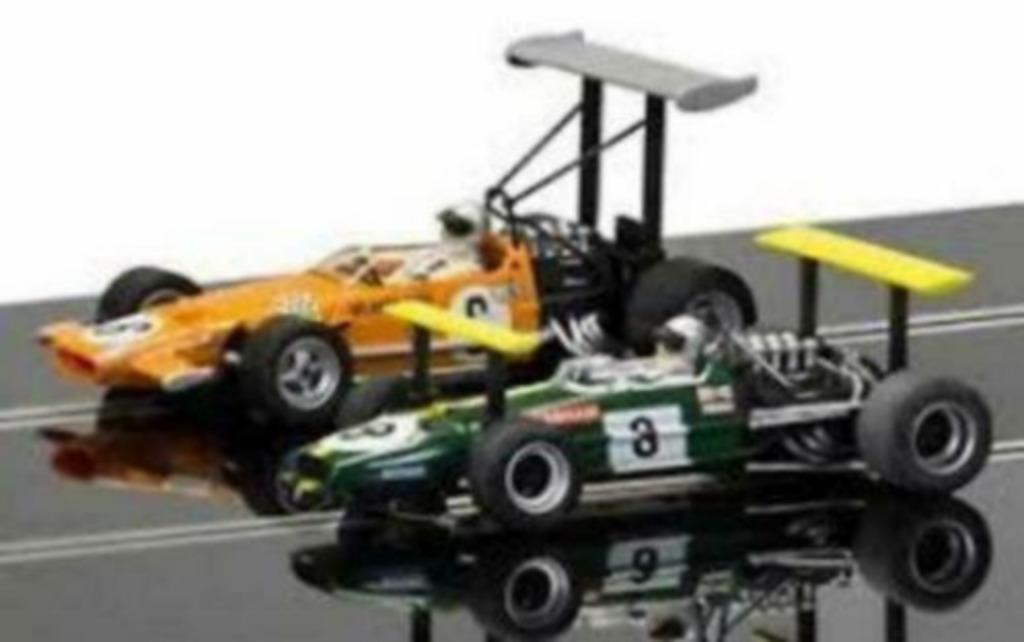SCALEXTRIC C3589A mclaren M7C &  brabham BT26A limited édit., Neuf, Autres marques, Électrique, Enlèvement ou Envoi