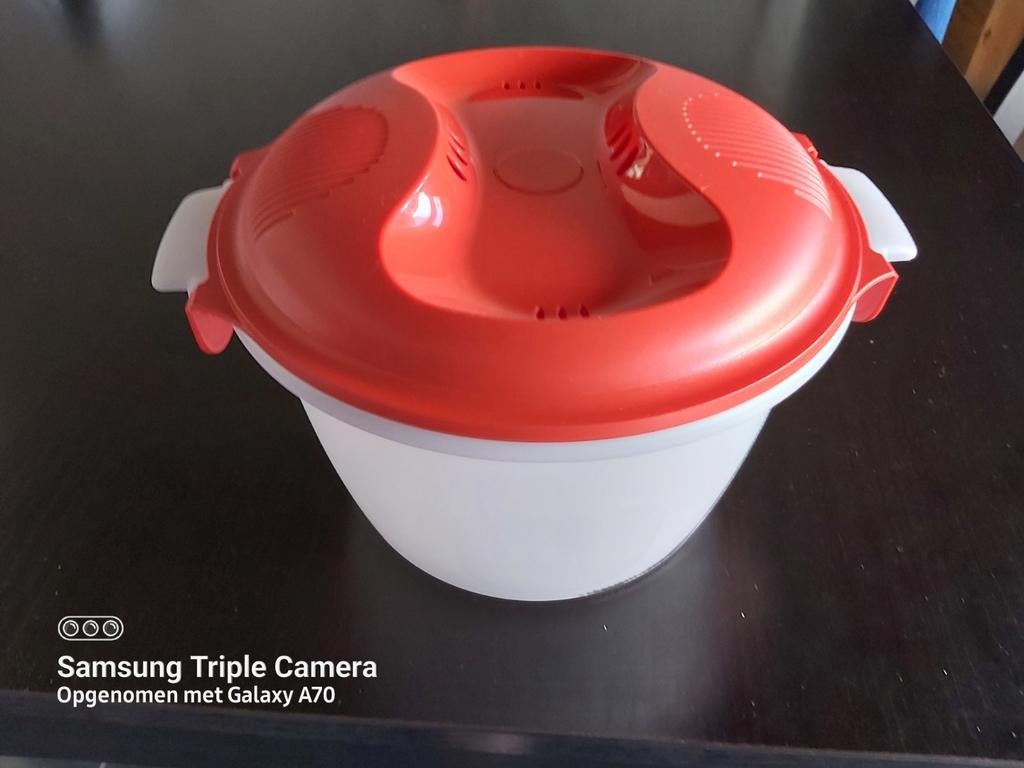Rijstkoker, Huis en Inrichting, Keuken | Tupperware, Ophalen of Verzenden, Zo goed als nieuw, Rood, Bak of Kom