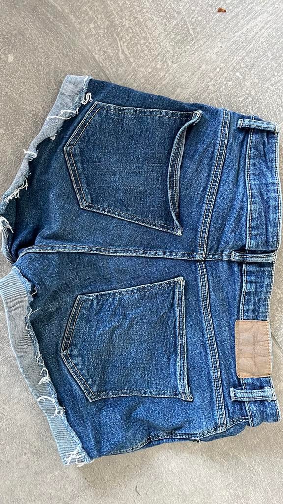 Shortje zara eur maat 36, Zara, Ophalen of Verzenden, W28 - W29 (confectie 36)