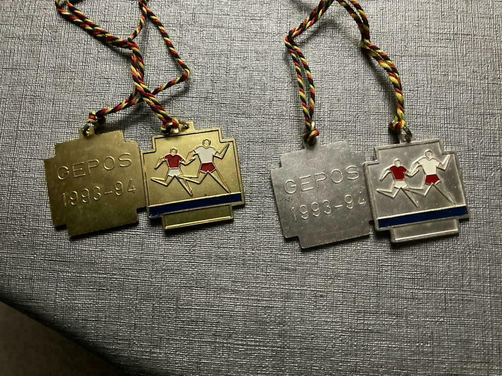 TROFEEEN  BEKERS  MEDAILLES, Ophalen of Verzenden