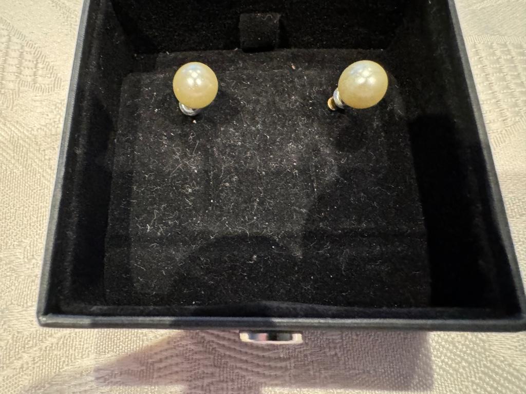 Parel oorstekers, Bijoux, Sacs & Beauté, Boucles d'oreilles, Puces ou Clous, Enlèvement ou Envoi, Beige, Utilisé