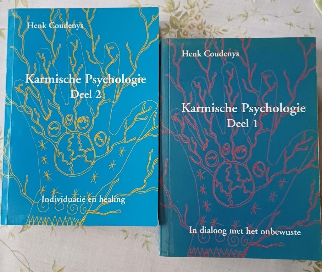 Karmische Psychologie - delen 1 en 2, Livres, Ésotérisme & Spiritualité, Henk Coudenys, Enlèvement ou Envoi, Utilisé, Âme ou Mortalité