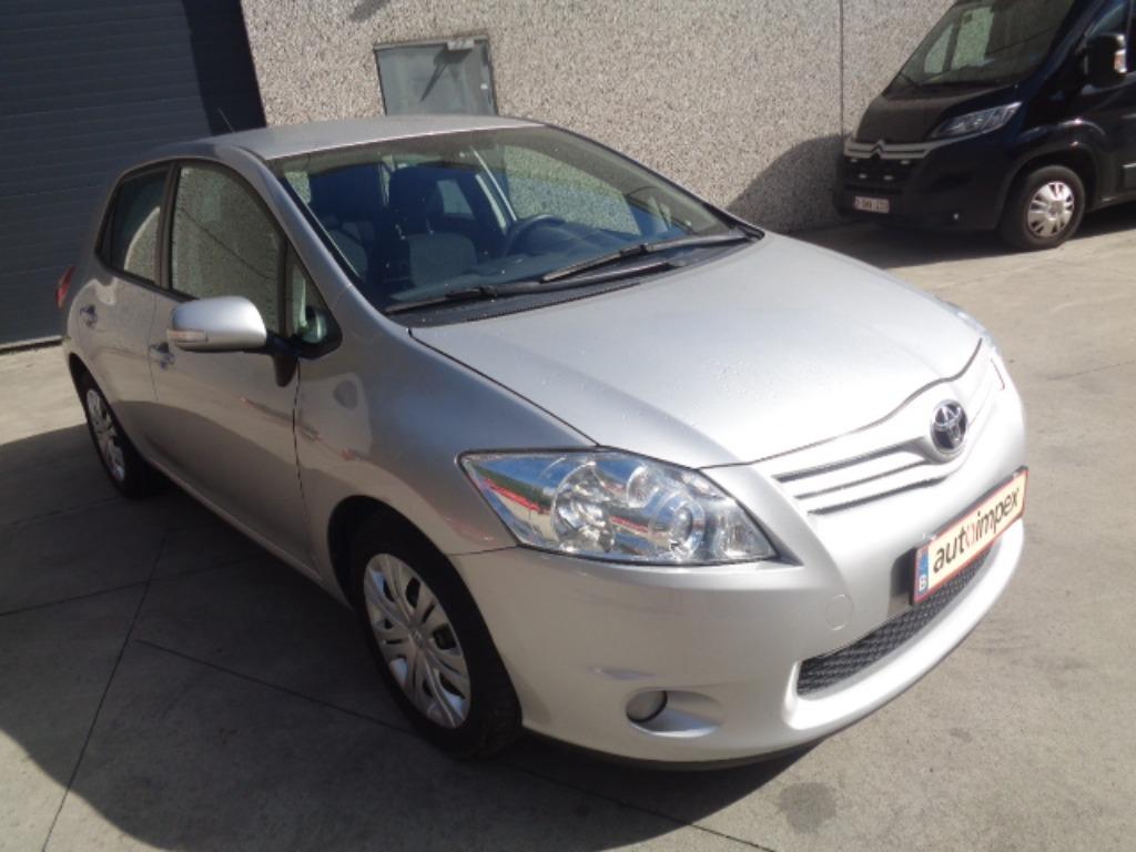 TOYOTA AURIS 5P 1300 CC BENZINE 6VIT 10/2012 90000KM, Auto's, Voorwielaandrijving, Euro 5, Stof, Zwart