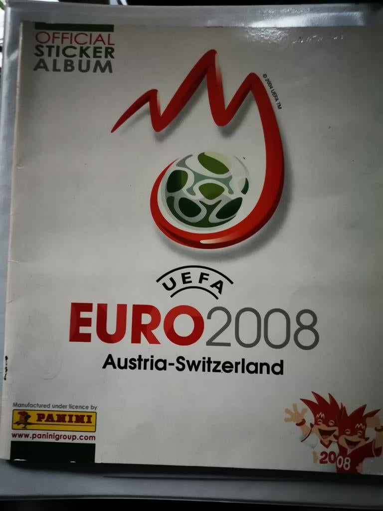 Carnet d'autocollants complet Panini euro 2008, Hobby & Loisirs créatifs, Autocollants & Images, Utilisé, Autocollant, Enlèvement ou Envoi