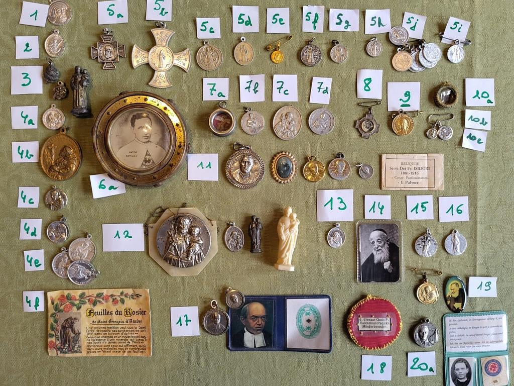 Médailles et reliques de saints masculins, Enlèvement ou Envoi, Image