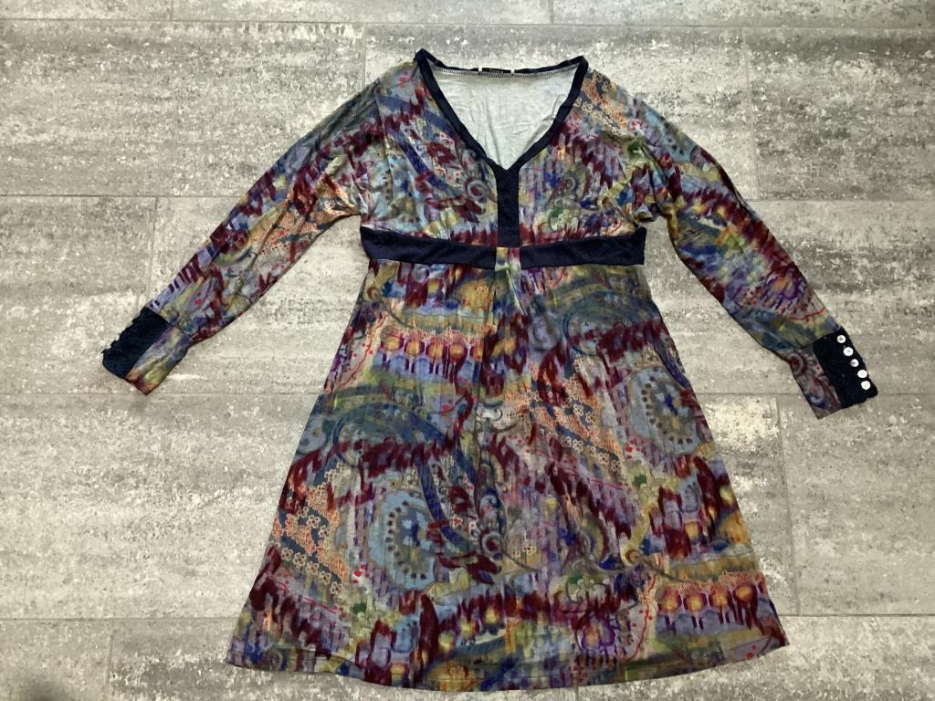 Robe Guitare M/L, Taille 38/40 (M), Enlèvement ou Envoi, Autres couleurs, Comme neuf