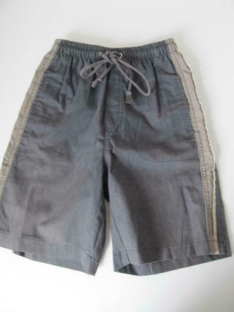 2 Shorts/Korte broeken maat 110, Kinderen en Baby's, Ophalen of Verzenden, Gebruikt, Jongen, Broek