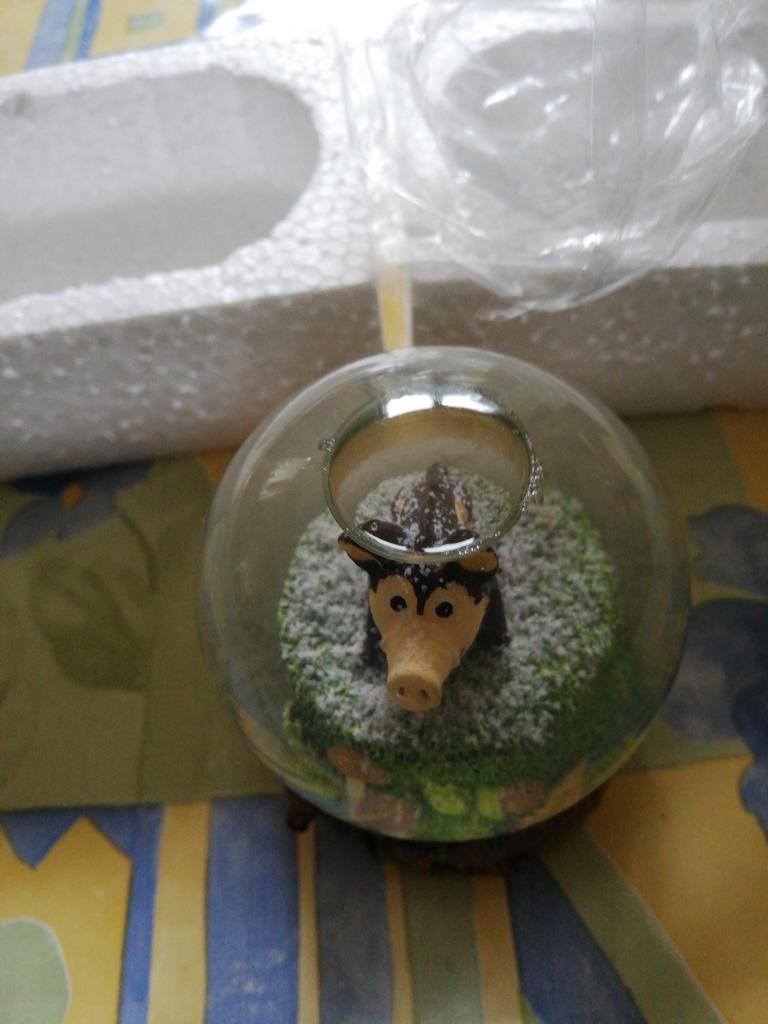 Boule de neige sanglier. Neuve, Enlèvement ou Envoi, Comme neuf