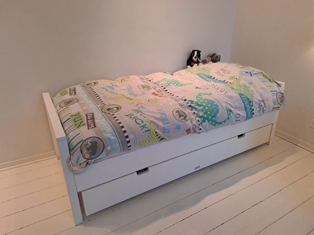 Kinderkamer combinatie bed en bureau, Huis en Inrichting, Ophalen, Eenpersoons, Hout, 100 cm