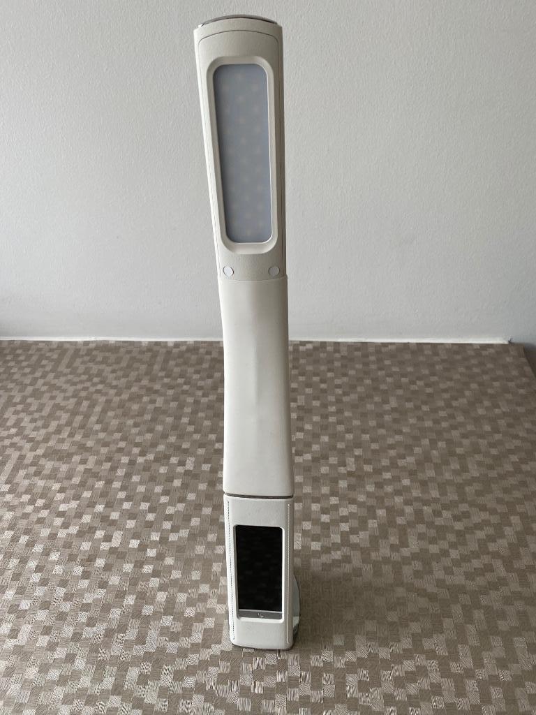 2 Nieuw wekker  led met verlichting 2réveil avec éclairage L, Enlèvement ou Envoi, Neuf, Digital