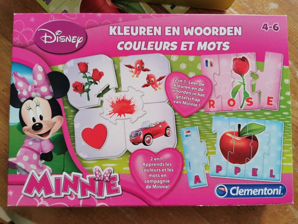 Disney kleuren en woorden, Enlèvement ou Envoi, Puzzles