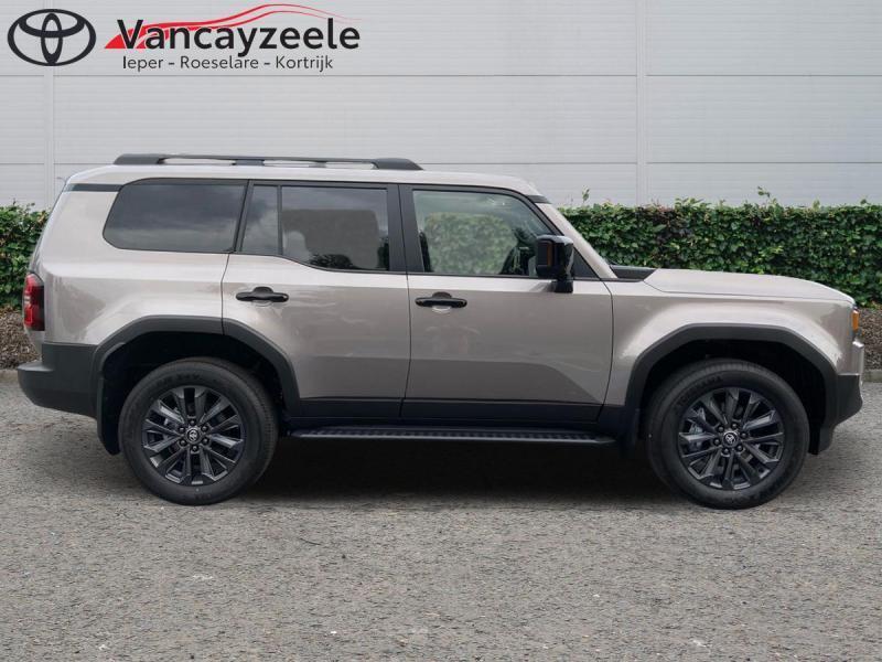 Toyota Land Cruiser VX-L 77149 + BTW, Auto's, Toyota, Automaat, Overige kleuren, Diesel, 5 deurs