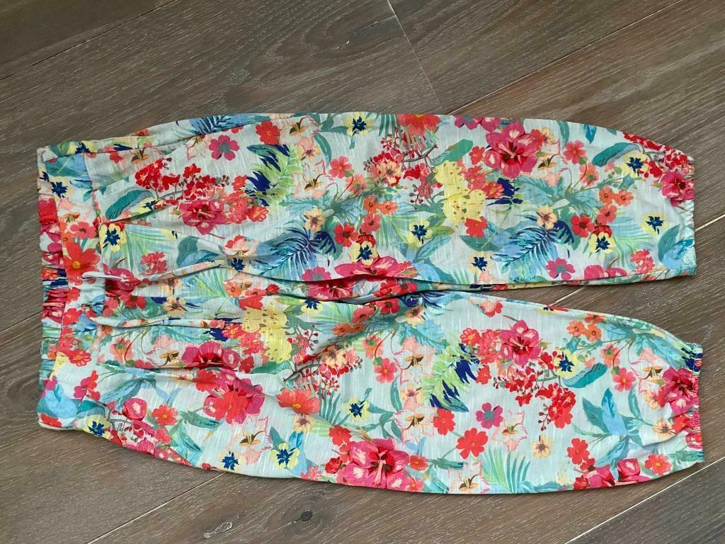 Kleurrijke en losvallende broek maat 110 in goede staat., Kinderen en Baby's, Kinderkleding | Maat 110, Broek, Nieuw, Zara, Verzenden
