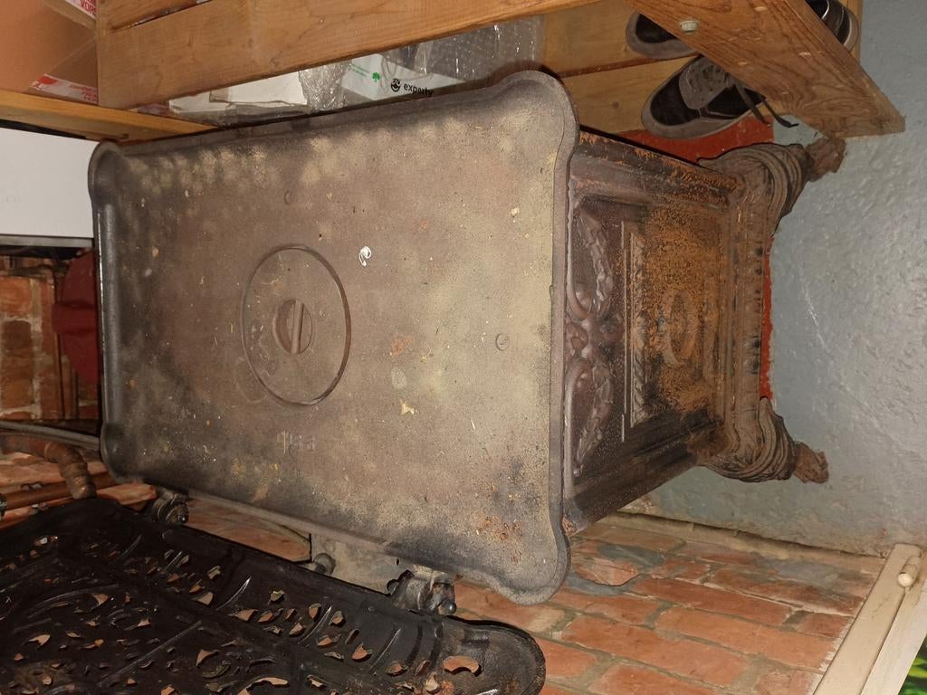 Gietijzeren houtstoof, Ophalen of Verzenden, Gebruikt, Vrijstaande haard, Houthaard