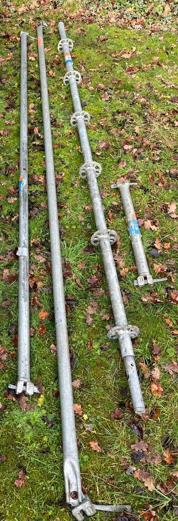 Steiger/stelling - Lange Liggers 3meter, Doe-het-zelf en Bouw, Ophalen, Gebruikt, Gevelsteiger, 2 tot 5 meter