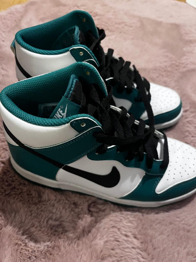 Baskets Nike, Neuf, Sneakers et Baskets, Nike, Vert
