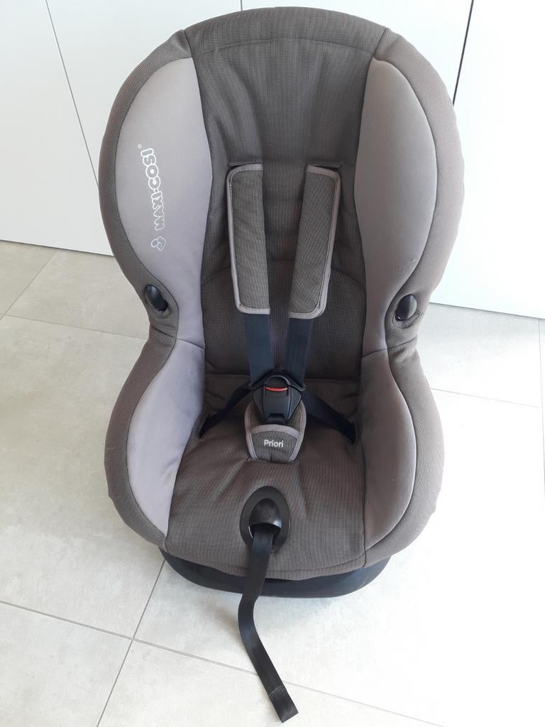 Maxi-cosi priori (9-18kg) in zeer goede en propere staat., Kinderen en Baby's, Autostoeltjes, Ophalen, Maxi-Cosi