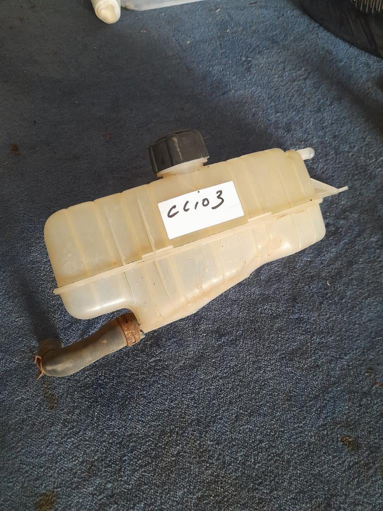 Vase d'expansion RENAULT CLIO 3 // 5060 AUVELAIS, Enlèvement, Utilisé, Renault