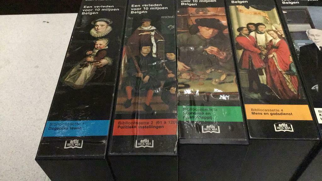 Artis historia een verleden voor 10 miljoen belgen(zk2), Boeken, Ophalen of Verzenden, Zo goed als nieuw, Albert d’haenens
