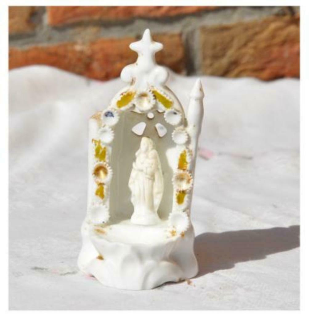 §chapelle bénitier porcelaine accidentée, Enlèvement ou Envoi