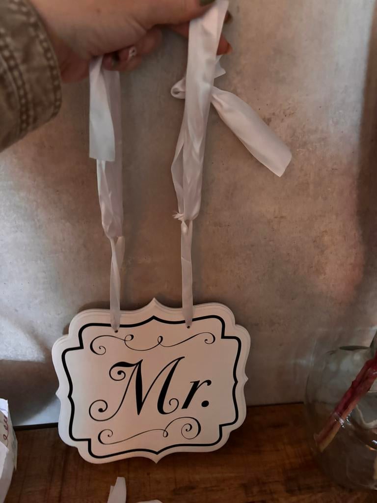 Stoelbordjes voor trouw Mr en Mrs, Ophalen of Verzenden, Zo goed als nieuw