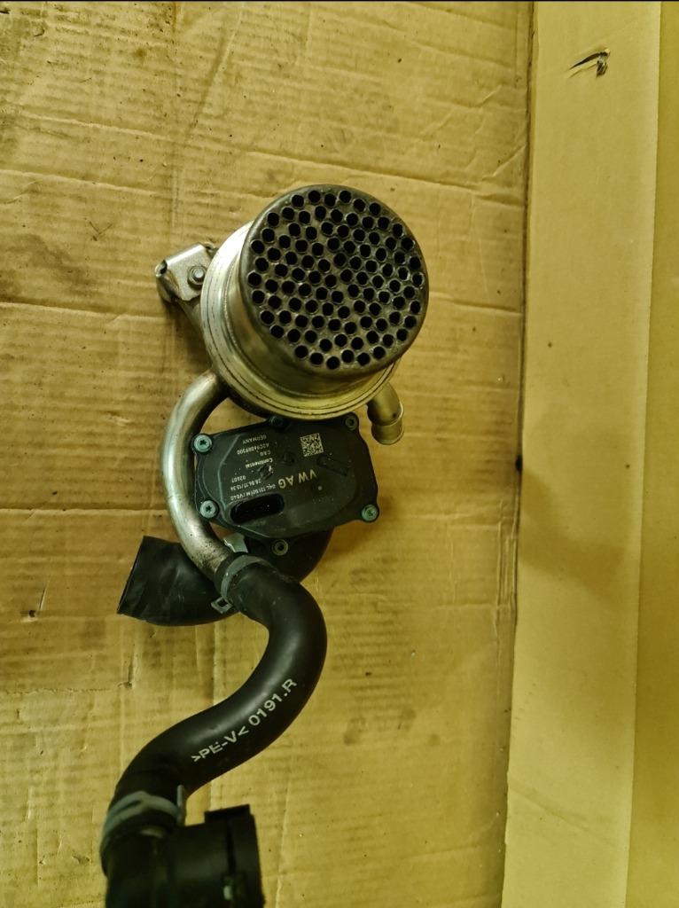04l131512br/04l131501m vanne egr + refroidisseur audi/vw, Enlèvement ou Envoi, Utilisé, Audi