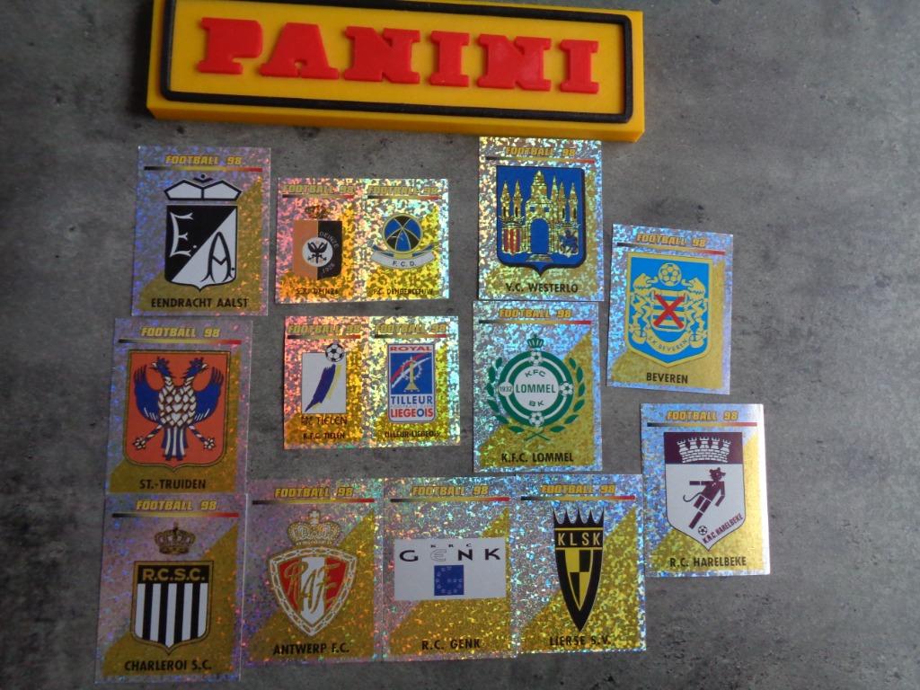 AUTOCOLLANTS PANINI FOOTBALL 98 X 12 emblèmes DE FOOTBALL, Envoi