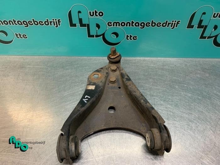 Bras de suspension avant gauche d'un Renault Twingo (Twingo, Renault, -, 3 mois de garantie, Utilisé